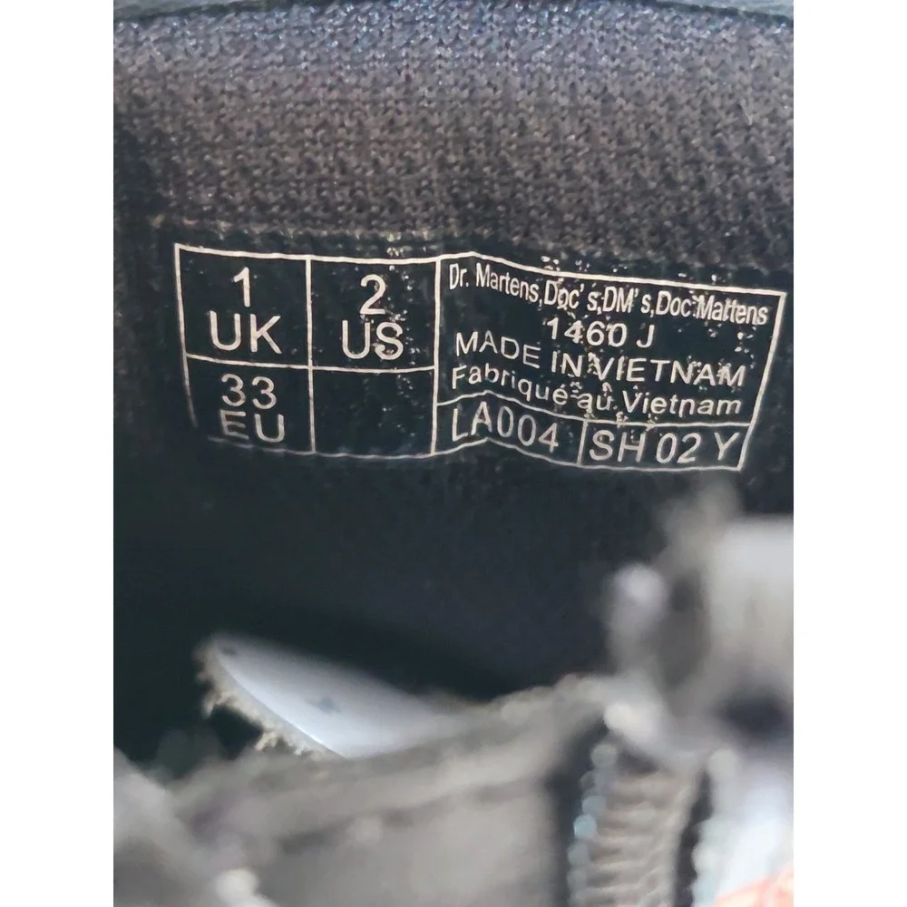 Dr. Martens see pictures